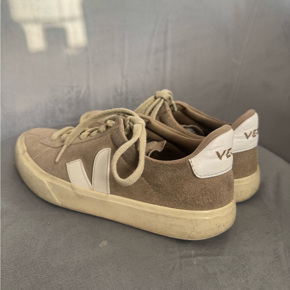 Veja Beige and Off-White Sneakers